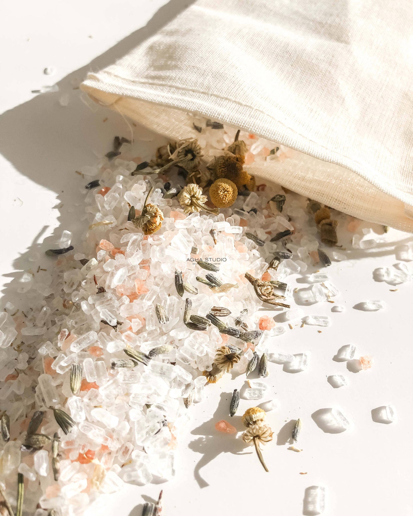 Agha Studio Lavender Calm Bath Salts